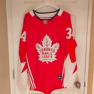 Austin Matthews Canada day 🇨🇦 Toronto maple leafs jersey